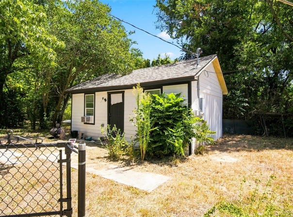 2000 Parrish Street, Bellmead, TX 76705