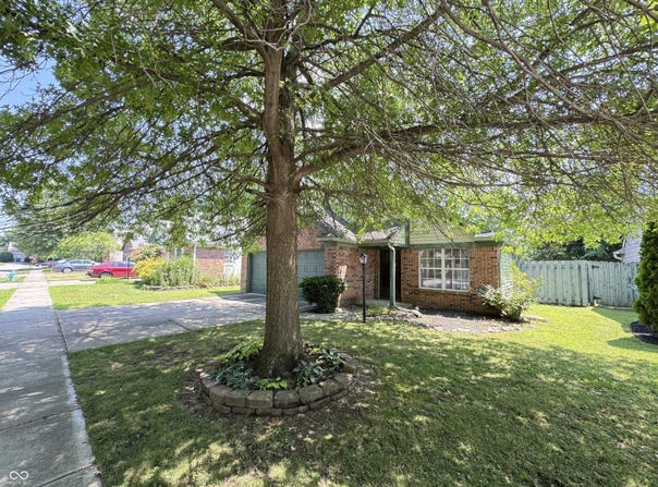 9716 Spruce Lane, Fishers, IN 46038