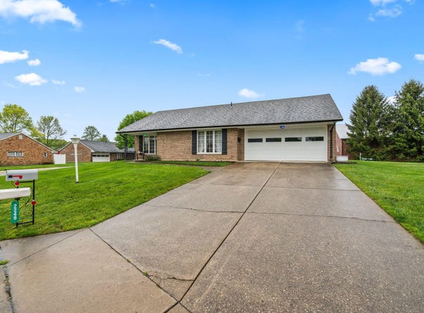 2249 Manhattan Boulevard, Springfield, OH 45504