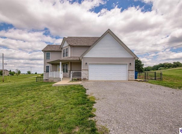 200 Diamond Court, Vine Grove, KY 40175