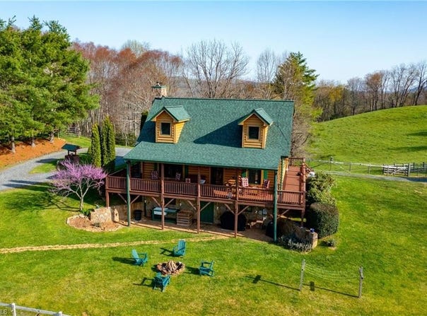 434 Sunny Lane, Crumpler, NC 28617