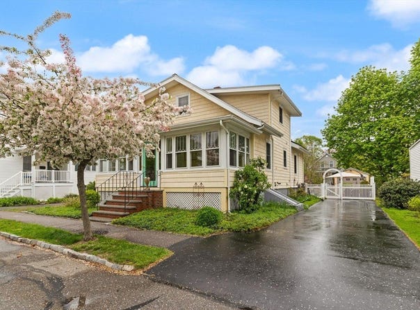 6 Gardner St, Beverly, MA 01915