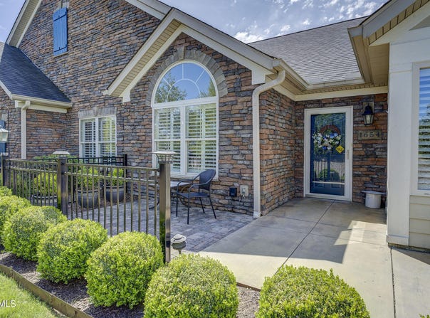 1654 Hatterdale Farm Road, Blountville, TN 37617
