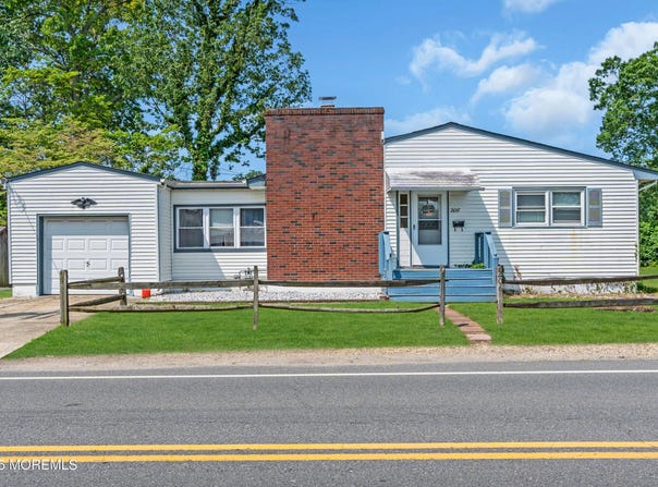 206 Midstreams Road, Brick, NJ 08723