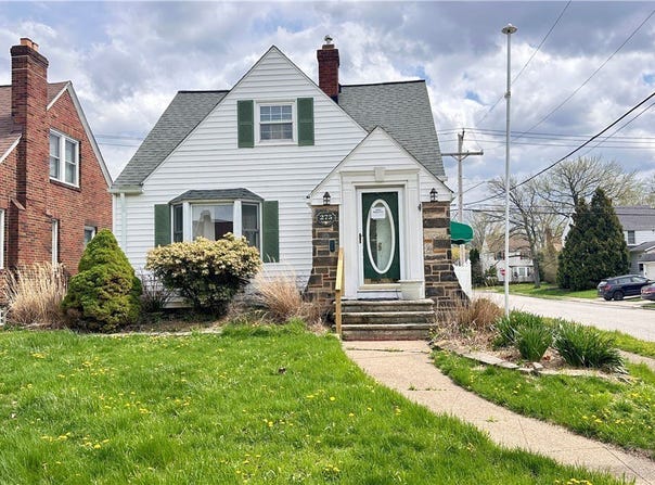 275 E 210th Street, Euclid, OH 44123