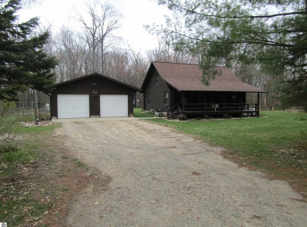 456 E Baroda Drive, West Branch, MI 48661
