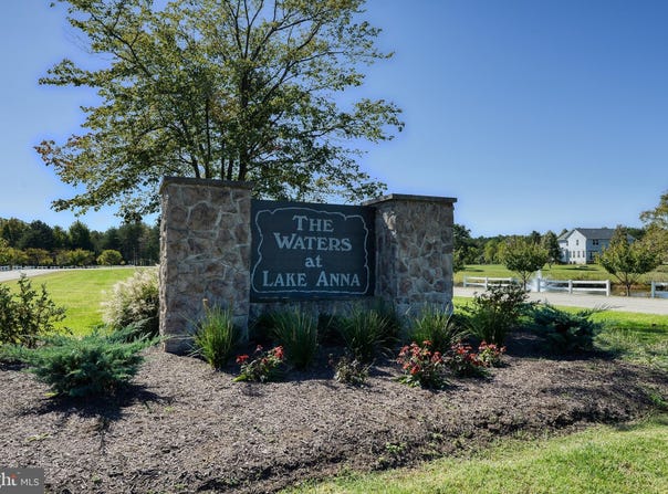 295 HEMLOCK LOOP, MINERAL, VA 23117