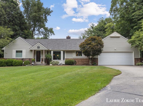 13130 14th Avenue NW, Marne, MI 49435