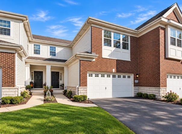 10648 W 154th Street, Orland Park, IL 60462