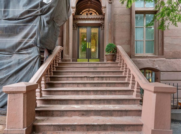 12 E MOUNT VERNON Place, BALTIMORE, MD 21202