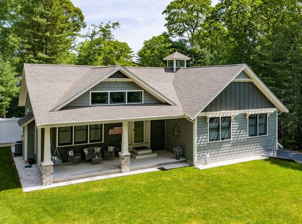 14 Valley Brook Rd, Barnstable, MA 02632