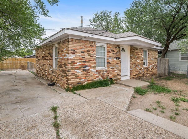 819-B N APACHE Street, Amarillo, TX 79107-7091