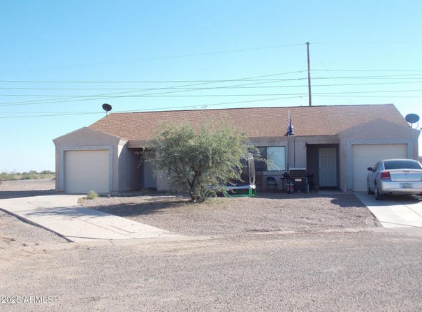 8251 W Mystery Drive, Arizona City, AZ 85123