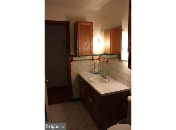 61 S CARL AVENUE, GREENCASTLE, PA 17225