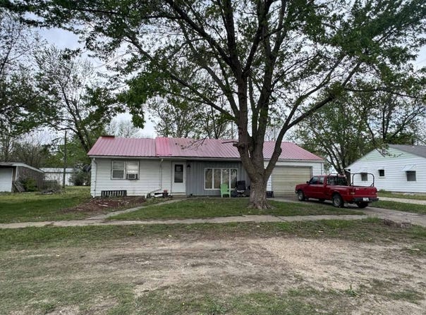 314  N. Colorado, Waterville, KS 66548
