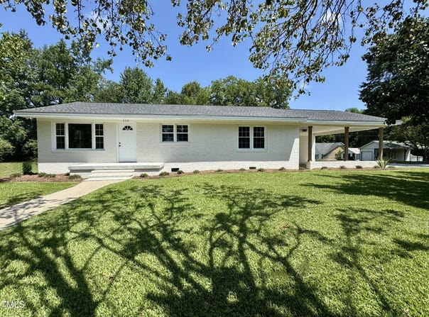 209 Carolyn Drive, Benson, NC 27504