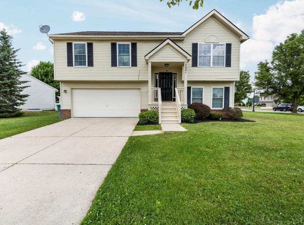 7221 Poplar Drive, Ypsilanti, MI 48187