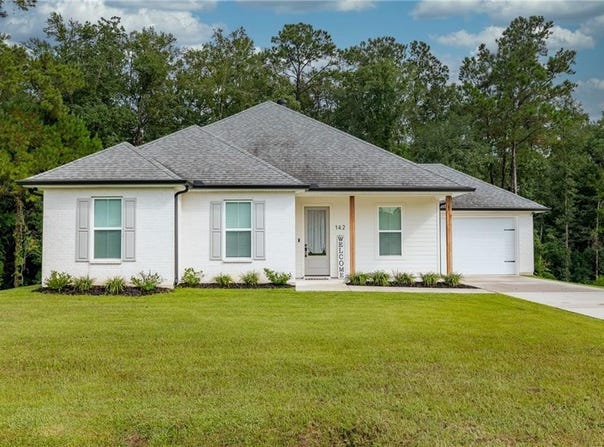 142 MOLDANER Court, Pearl River, LA 70452