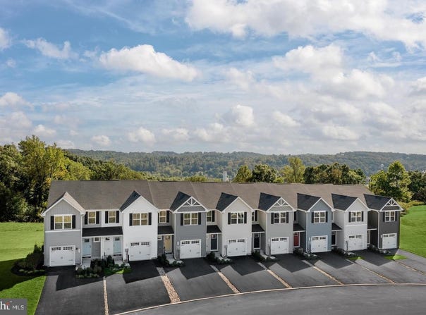 79 SHILOH Road, ORWIGSBURG, PA 17961