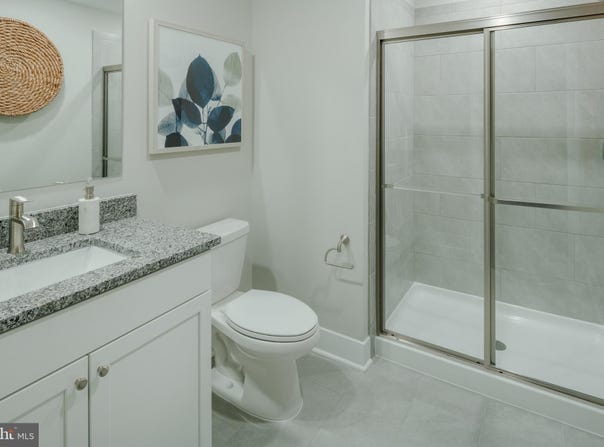 5296 NEWPORT CIRCLE, WHITE PLAINS, MD 20695