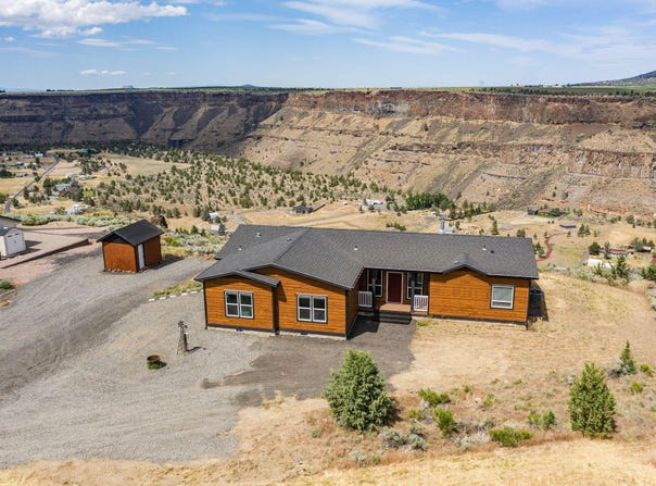 14007 SW Peninsula Drive, Terrebonne, OR 97760