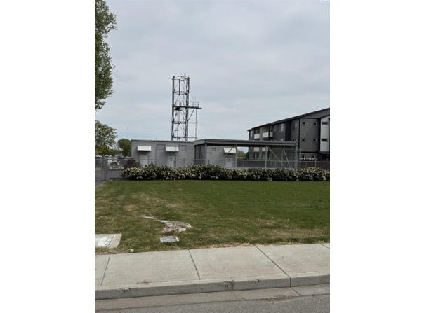 400 N Arthur, Kennewick, WA 99336