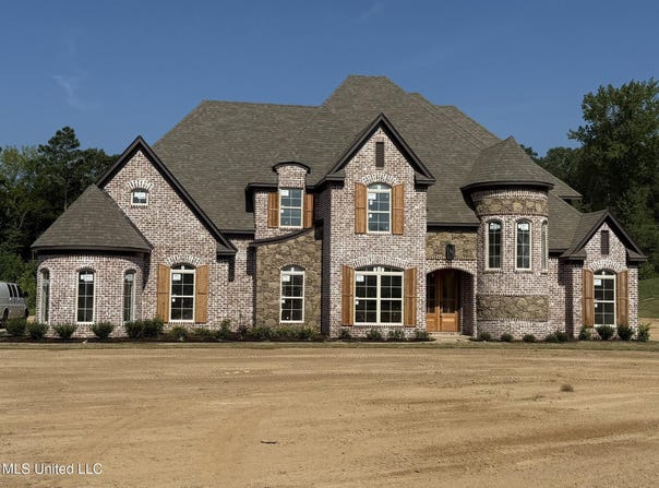 500 Poplar Lane, Holly Springs, MS 38635