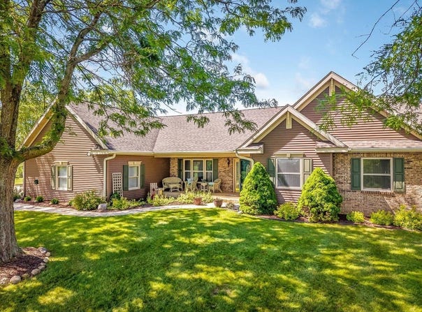 28-80 Highland, LAKE CARROLL, IL 61046