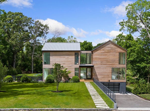 1739 Millstone Road, Sag Harbor, NY 11963