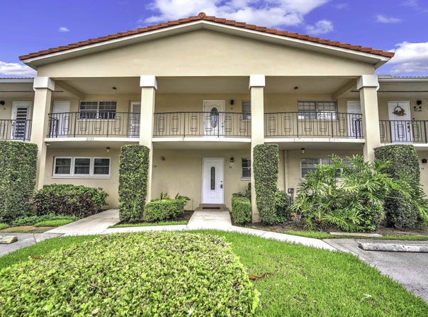 2130 NE 36th Street, Lighthouse Point, FL 33064