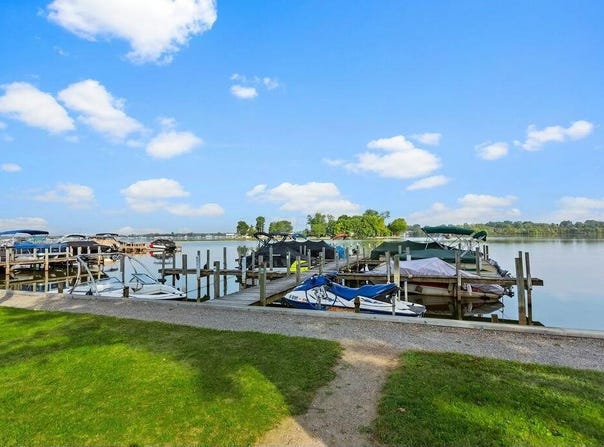13983 CUSTERS POINT Road NE, Thornville, OH 43076