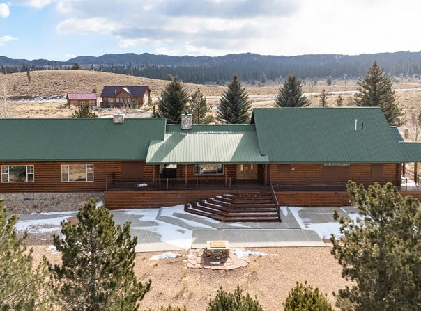 480 E Harbor View Way, Panguitch, UT 84759