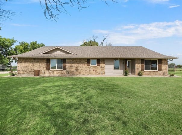 11541 Old Dallas Road, West, TX 76691