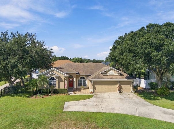 270 LAKE DARBY Place, GOTHA, FL 34734