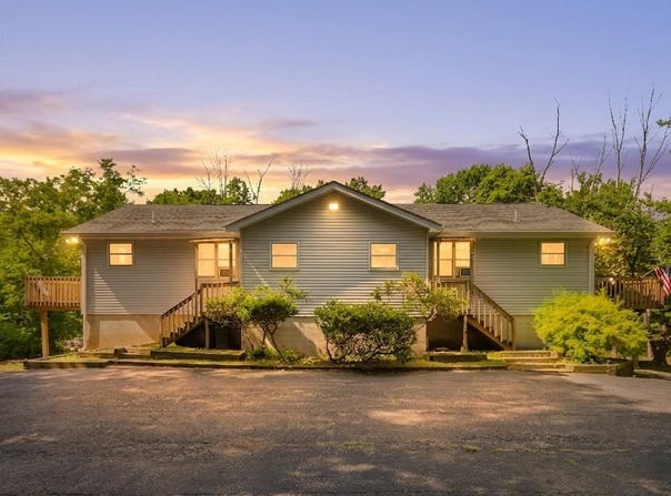 40 BRUSHY MOUNTAIN Road, EAST STROUDSBURG, PA 18301