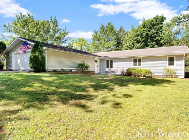 18883 168th Avenue, Spring Lake, MI 49456