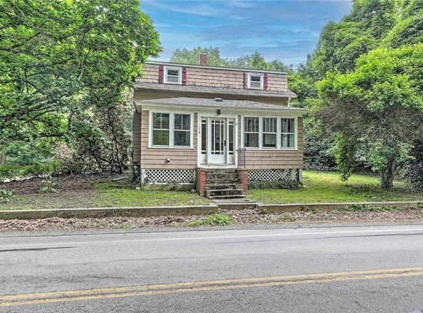 178 East Greenwich Avenue, West Warwick, RI 02893
