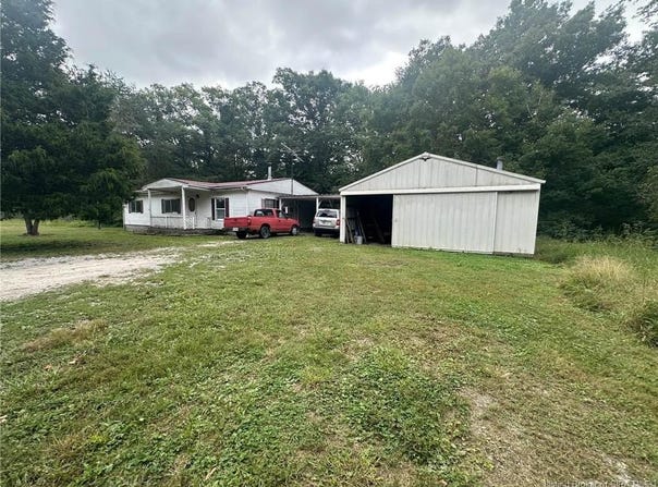 407 Country Lake Road, Underwood, IN 47177