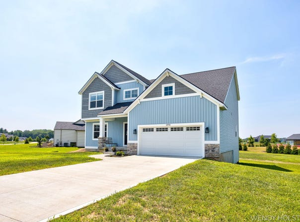 12713 Ridgedale Drive, Allendale, MI 49401