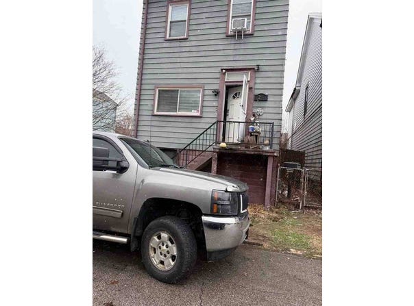 4237 Wood St, Wheeling, WV 26003