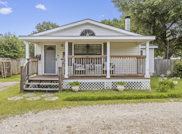 3911 Belmede Drive, Gulfport, MS 39507