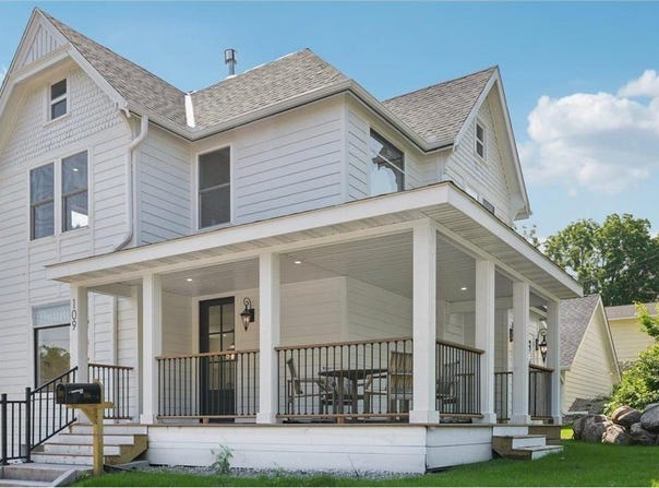 109 Pine Street E, Stillwater, MN 55082