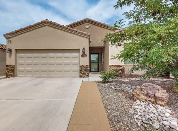 7117 NAPOLEON Road NE, Rio Rancho, NM 87144