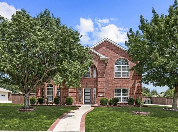 325 Fountain Drive, Murphy, TX 75094