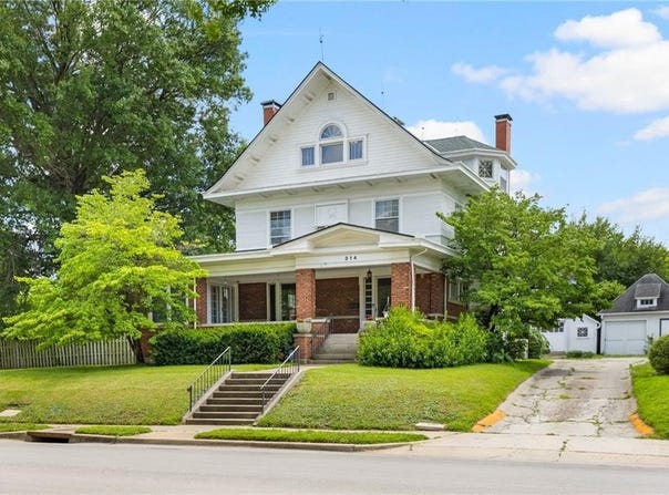 314 E Gay Street, Warrensburg, MO 64093