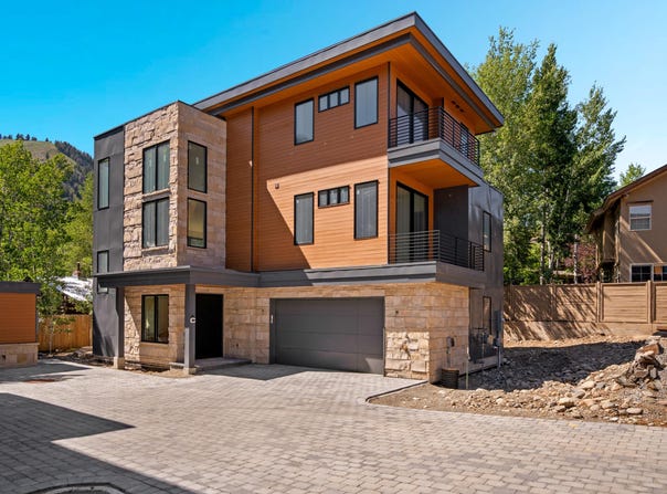 220 Bird Dr, Ketchum, ID 83340