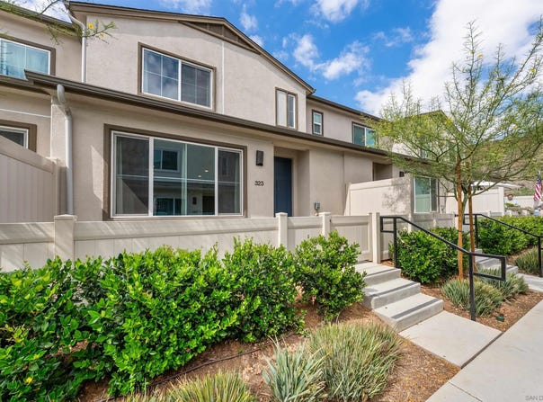 323 Satsuma Trail, Fallbrook, CA 92028