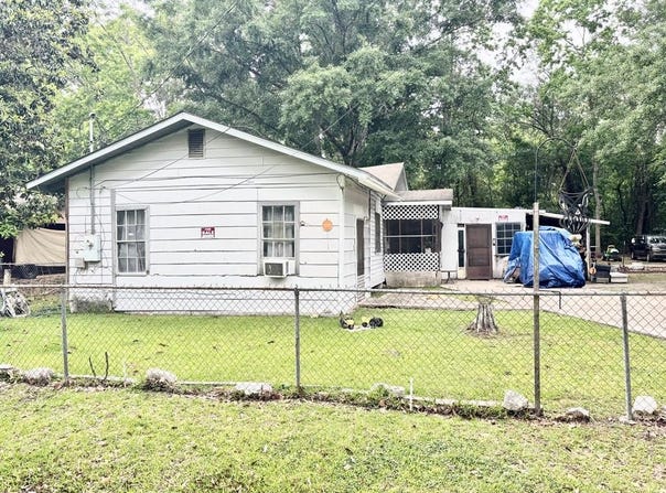 1616 Bender St., Picayune, MS 39466
