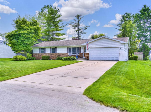 3779 Northmeadow Road, Jackson, MI 49201