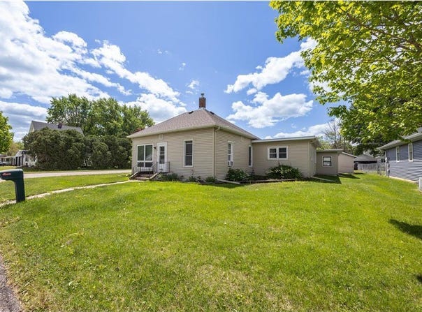 836 Milligan Avenue, Wabasha, MN 55981